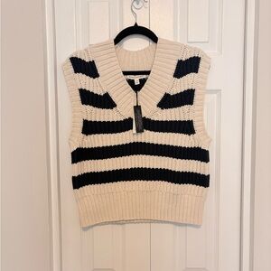 NWT! Banana Republic 100% Organic Cotton Black and Cream Knit Sweater